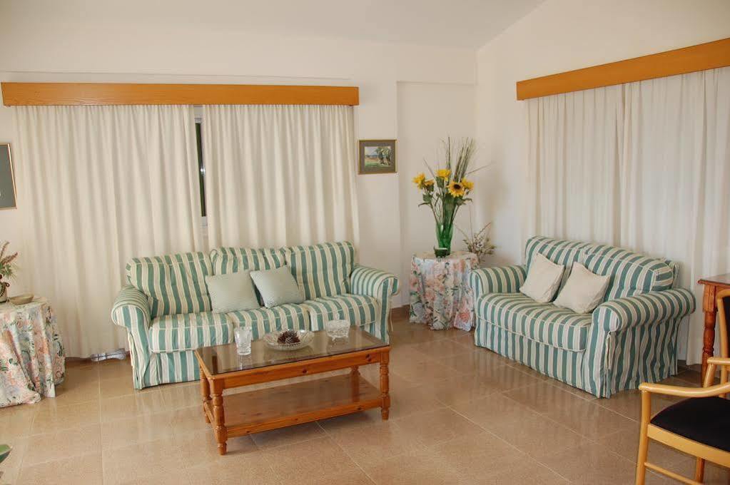 Villa Chrysanthia Polis Екстер'єр фото